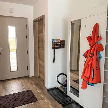 Der Kleine Kranich By Interhome Saal