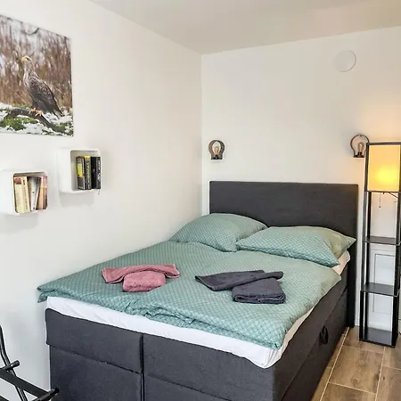 Der Kleine Kranich By Interhome