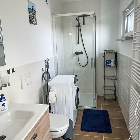 Der Kleine Kranich By Interhome